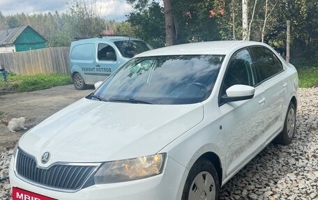 Skoda Rapid I, 2014 год, 850 000 рублей, 3 фотография