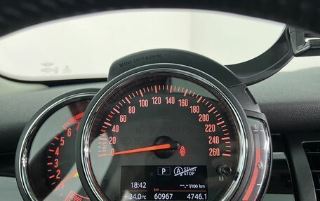 MINI Hatch, 2018 год, 1 770 000 рублей, 10 фотография