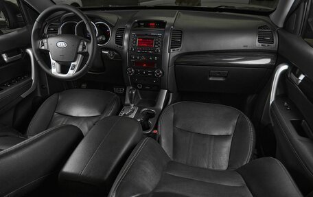 KIA Sorento II рестайлинг, 2011 год, 1 249 000 рублей, 9 фотография