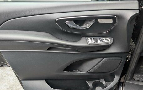 Mercedes-Benz V-Класс, 2019 год, 4 097 000 рублей, 5 фотография