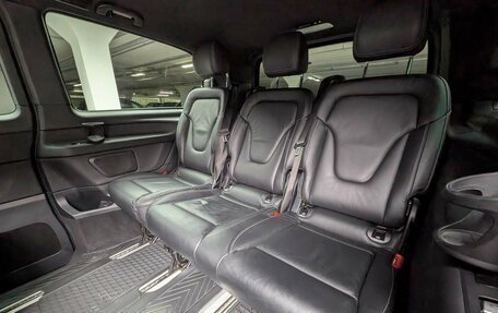 Mercedes-Benz V-Класс, 2019 год, 4 097 000 рублей, 9 фотография