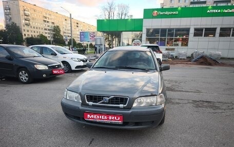 Volvo V40 I, 2004 год, 250 000 рублей, 1 фотография