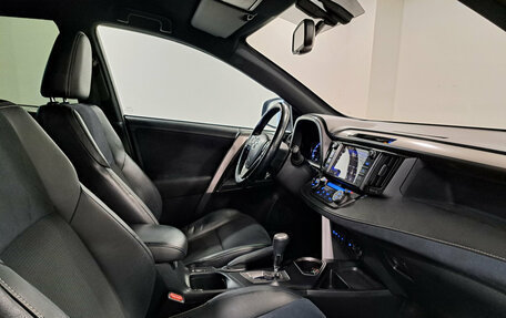 Toyota RAV4, 2016 год, 2 230 000 рублей, 15 фотография