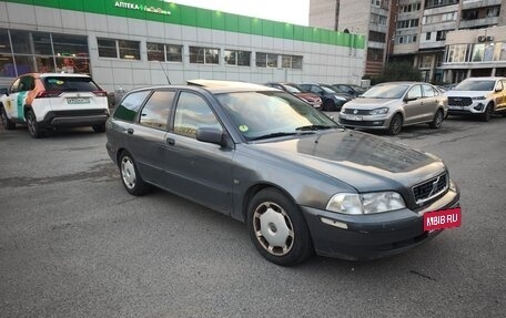 Volvo V40 I, 2004 год, 250 000 рублей, 2 фотография