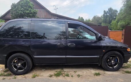 Chrysler Voyager III, 1997 год, 197 000 рублей, 2 фотография