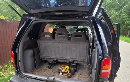 Chrysler Voyager III, 1997 год, 197 000 рублей, 3 фотография