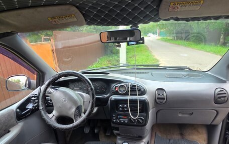 Chrysler Voyager III, 1997 год, 197 000 рублей, 5 фотография