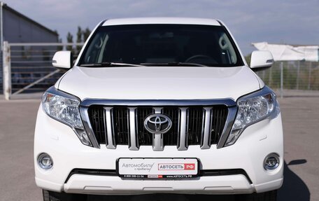 Toyota Land Cruiser Prado 150 рестайлинг 2, 2015 год, 3 296 800 рублей, 2 фотография