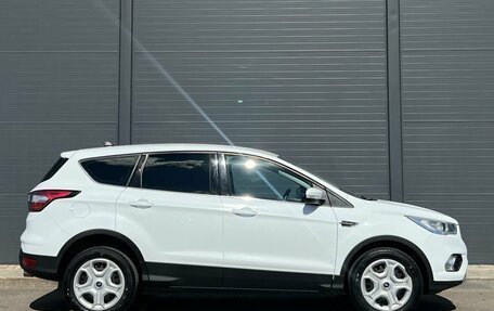 Ford Kuga III, 2018 год, 1 590 000 рублей, 4 фотография