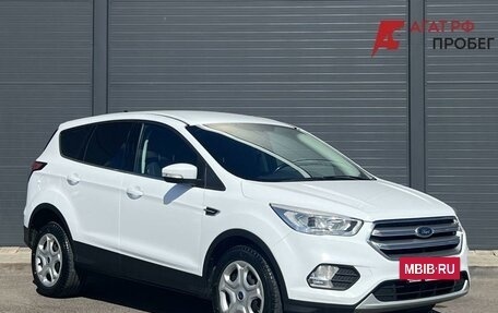 Ford Kuga III, 2018 год, 1 590 000 рублей, 3 фотография