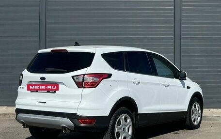 Ford Kuga III, 2018 год, 1 590 000 рублей, 5 фотография