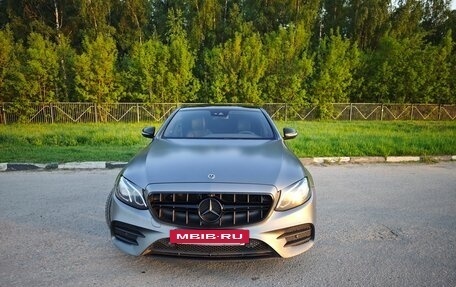 Mercedes-Benz E-Класс, 2017 год, 3 300 000 рублей, 2 фотография