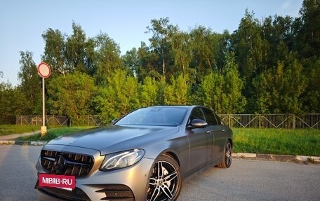 Mercedes-Benz E-Класс, 2017 год, 3 300 000 рублей, 3 фотография