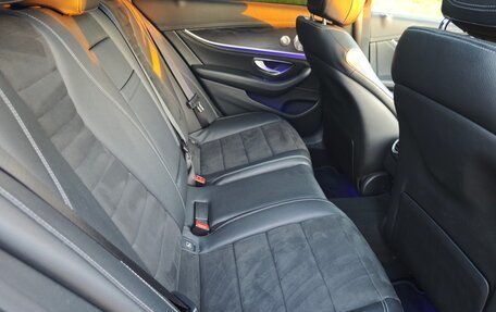Mercedes-Benz E-Класс, 2017 год, 3 300 000 рублей, 17 фотография