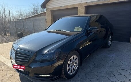 Mercedes-Benz E-Класс, 2012 год, 1 500 000 рублей, 2 фотография