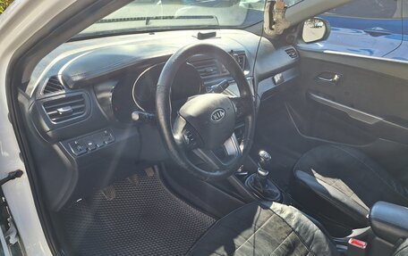 KIA Rio III рестайлинг, 2012 год, 630 000 рублей, 15 фотография