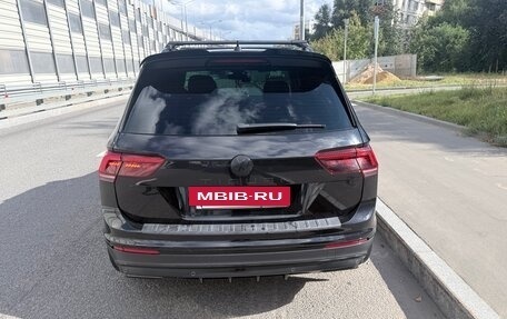 Volkswagen Tiguan II, 2019 год, 2 800 000 рублей, 8 фотография