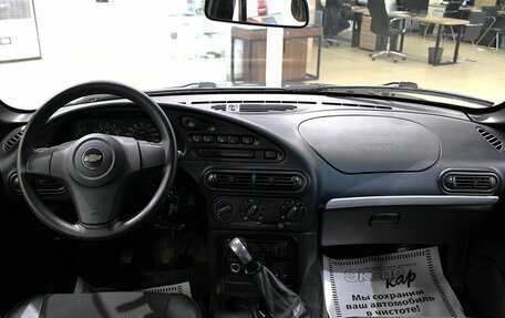 Chevrolet Niva I рестайлинг, 2012 год, 485 000 рублей, 11 фотография
