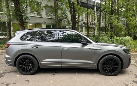 Volkswagen Touareg III, 2019 год, 4 990 000 рублей, 7 фотография