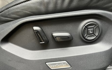 Volkswagen Touareg III, 2019 год, 4 990 000 рублей, 21 фотография