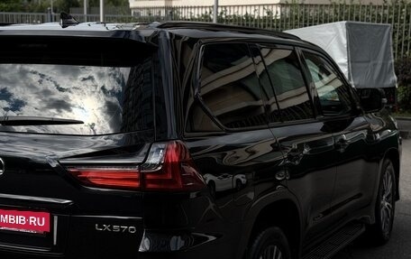 Lexus LX III, 2018 год, 6 550 000 рублей, 10 фотография