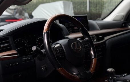 Lexus LX III, 2018 год, 6 550 000 рублей, 26 фотография