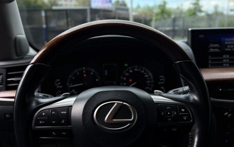 Lexus LX III, 2018 год, 6 550 000 рублей, 27 фотография