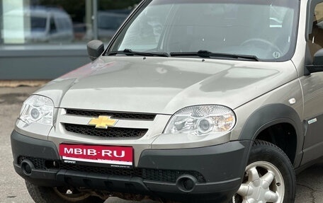 Chevrolet Niva I рестайлинг, 2012 год, 509 000 рублей, 2 фотография