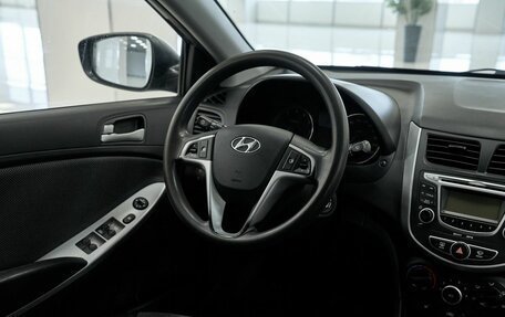 Hyundai Solaris II рестайлинг, 2013 год, 862 000 рублей, 10 фотография