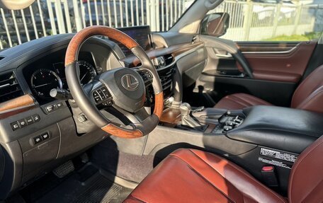 Lexus LX III, 2016 год, 5 100 000 рублей, 3 фотография
