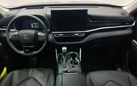 Toyota Highlander, 2026 год, 5 299 000 рублей, 9 фотография
