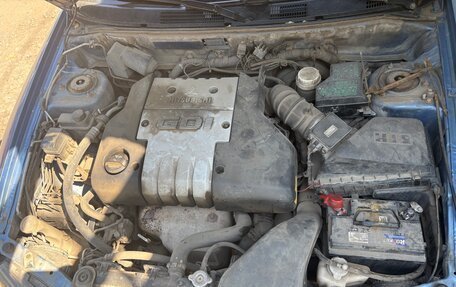 Mitsubishi Carisma I, 1998 год, 155 000 рублей, 11 фотография