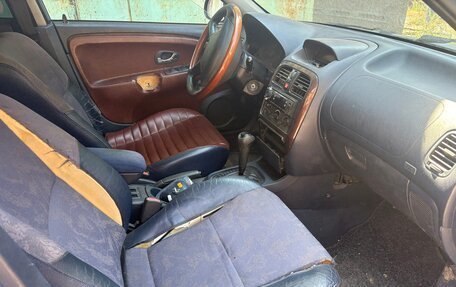 Mitsubishi Carisma I, 1998 год, 155 000 рублей, 13 фотография