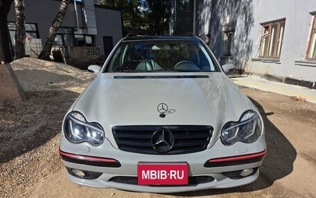 Mercedes-Benz C-Класс, 2002 год, 950 000 рублей, 1 фотография
