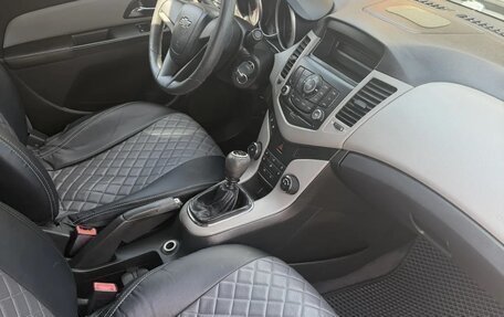 Chevrolet Cruze II, 2012 год, 799 000 рублей, 10 фотография