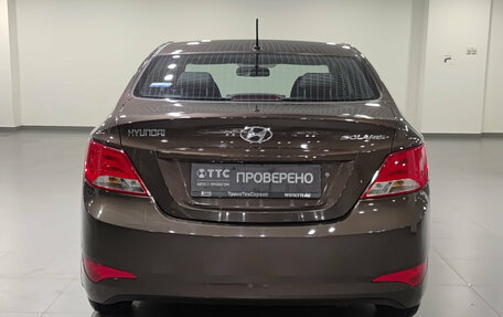 Hyundai Solaris II рестайлинг, 2015 год, 1 070 000 рублей, 10 фотография