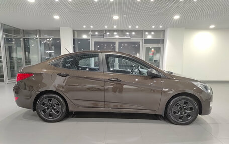 Hyundai Solaris II рестайлинг, 2015 год, 1 070 000 рублей, 8 фотография