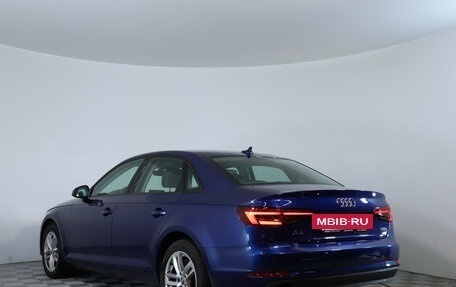 Audi A4, 2018 год, 2 290 000 рублей, 8 фотография