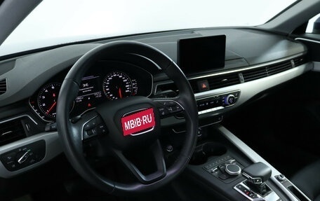 Audi A4, 2018 год, 2 290 000 рублей, 15 фотография