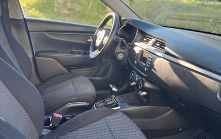 KIA Rio IV, 2019 год, 1 049 000 рублей, 7 фотография