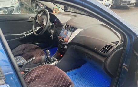 Hyundai Solaris II рестайлинг, 2015 год, 850 000 рублей, 8 фотография
