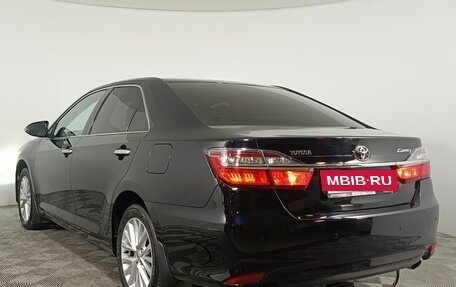 Toyota Camry, 2015 год, 1 760 000 рублей, 5 фотография