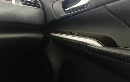 Toyota Camry, 2015 год, 1 760 000 рублей, 15 фотография