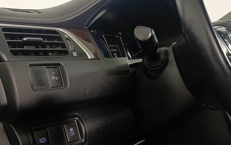 Toyota Camry, 2015 год, 1 760 000 рублей, 9 фотография