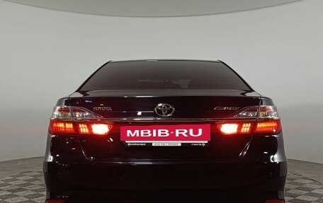 Toyota Camry, 2015 год, 1 760 000 рублей, 6 фотография