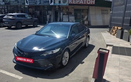 Toyota Camry, 2019 год, 2 900 000 рублей, 3 фотография