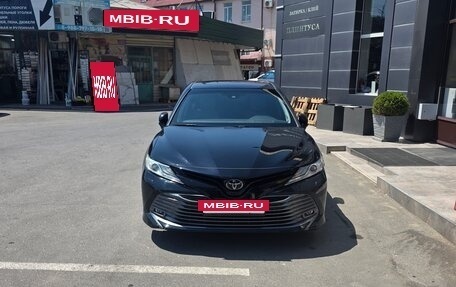 Toyota Camry, 2019 год, 2 900 000 рублей, 2 фотография