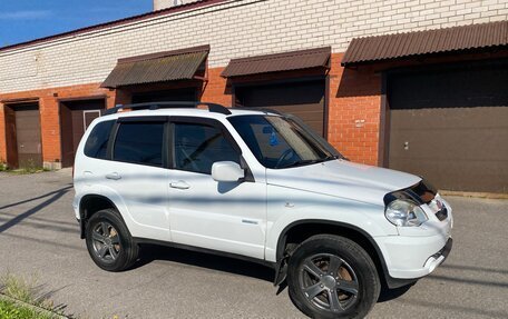 Chevrolet Niva I рестайлинг, 2011 год, 420 000 рублей, 5 фотография