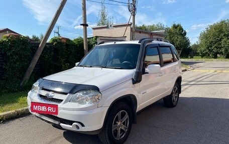 Chevrolet Niva I рестайлинг, 2011 год, 420 000 рублей, 2 фотография