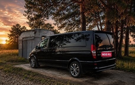 Mercedes-Benz Viano, 2012 год, 2 490 000 рублей, 3 фотография